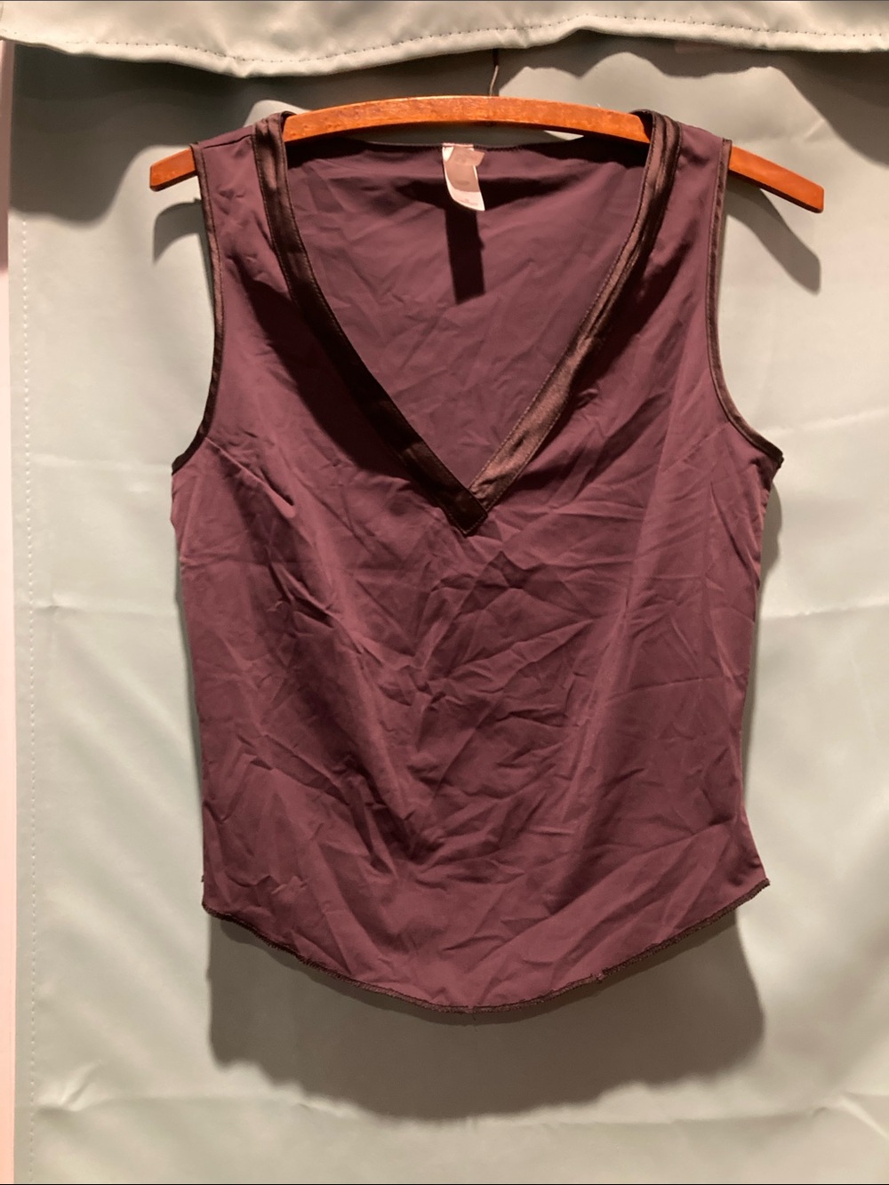 Victoria's Secret Plum V-Neck Sleeveless Tank Top